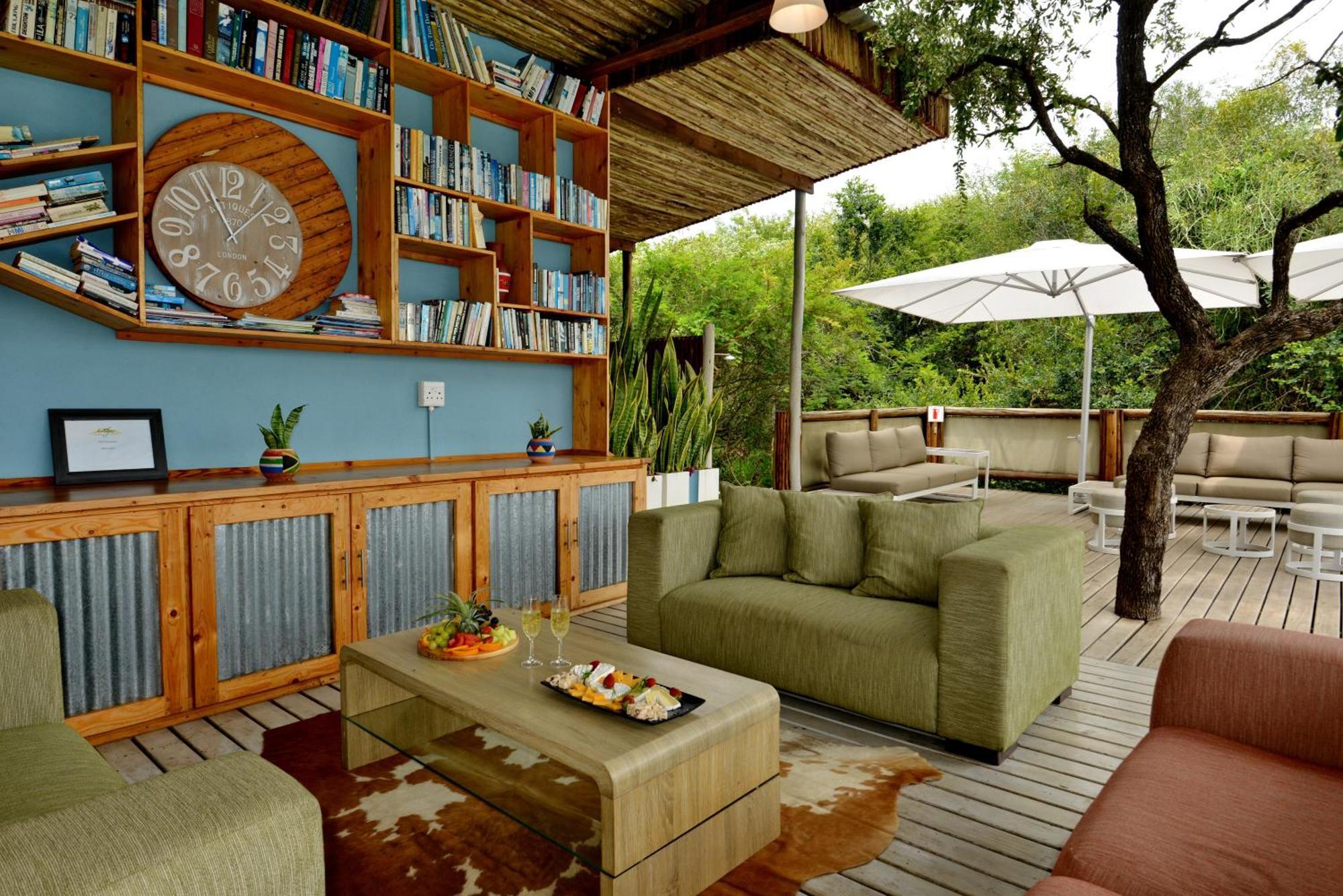 Kruger Safari Lodge Riserva di Caccia Manyeleti Esterno foto