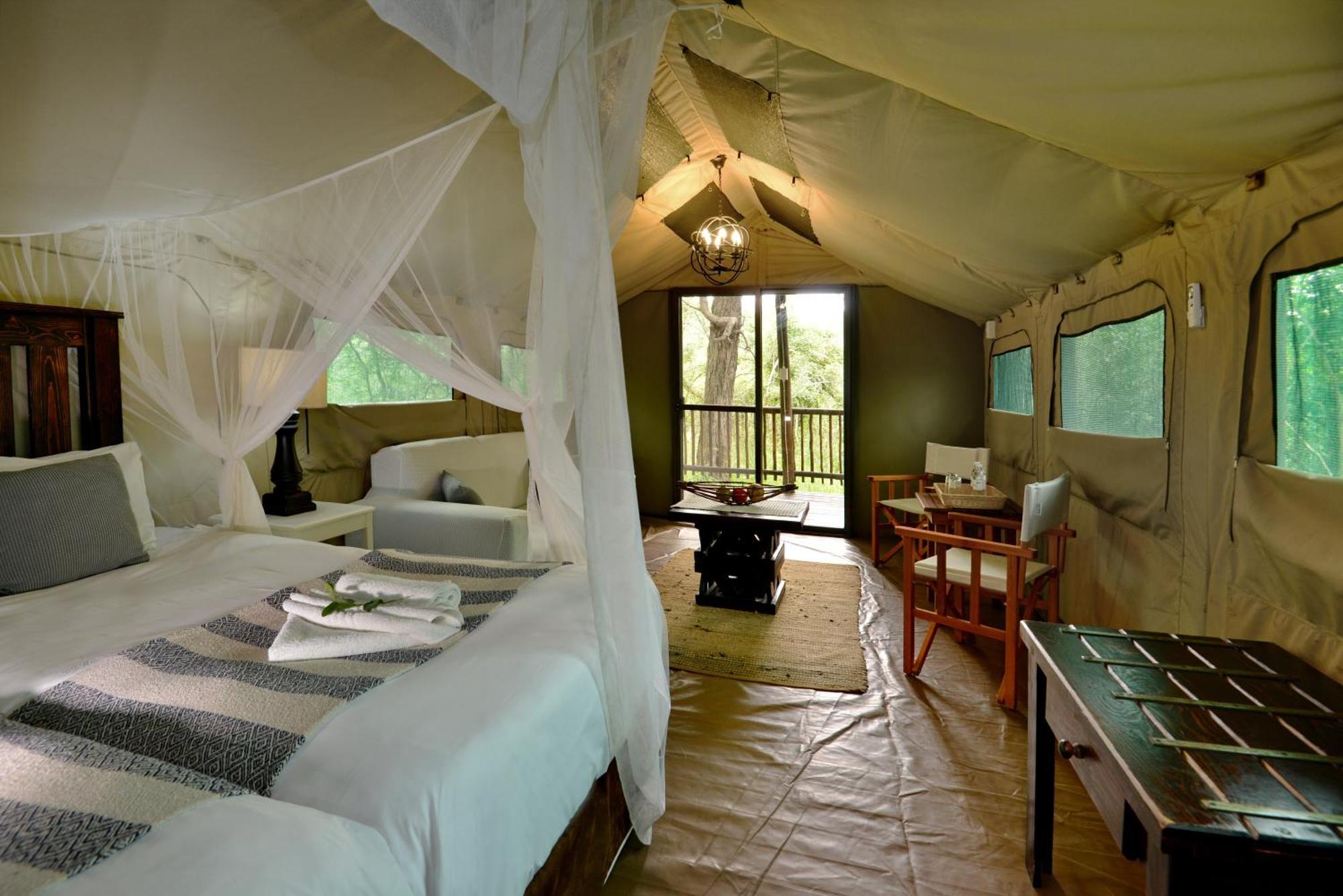 Kruger Safari Lodge Riserva di Caccia Manyeleti Esterno foto